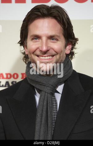 16 janvier 2013 - Madrid, Espagne - l'acteur américain BRADLEY COOPER assiste à la première de Silver Linings Playbook à Callao Cinéma. (Crédit Image : © Jack Abuin/ZUMAPRESS.com) Banque D'Images