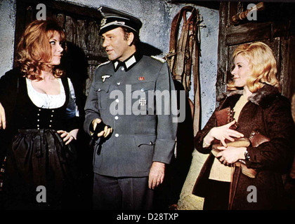 Agenten Sterben Einsam Where Eagles Dare Ingrid Pitt, Richard Burton, Mary Ure Es geling Grands Smith (Richard Burton), die Banque D'Images