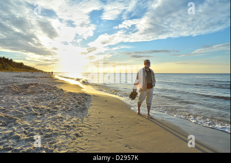 Sur la plage touristique Banque D'Images