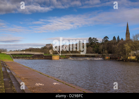 Devon en Angleterre. Le 15 janvier 2013. La meule la meule au pont sur la rivière Exe. Banque D'Images