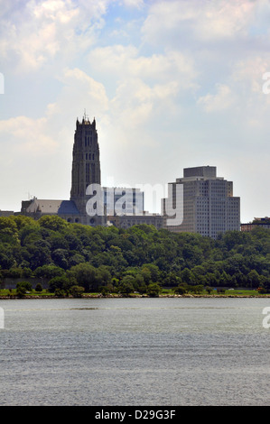 New York City skyline avec l'université de Columbia dans l'arrière-plan Banque D'Images