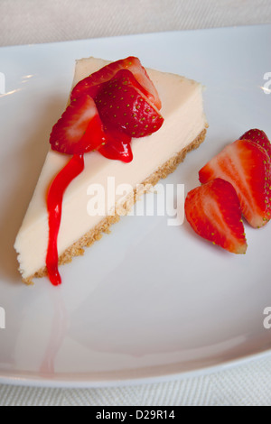 Garni de fraises Cheesecake Banque D'Images