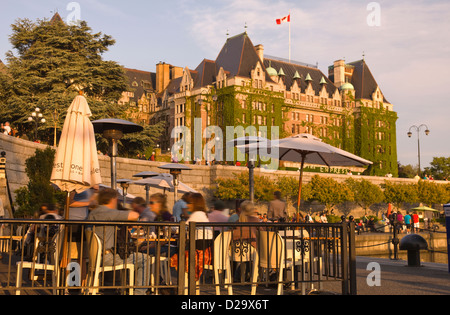 En plein air au bord de l'Empress Hotel, café-port intérieur de Victoria, ÎLE DE VANCOUVER, BRITISH COLUMBIA CANADA Banque D'Images