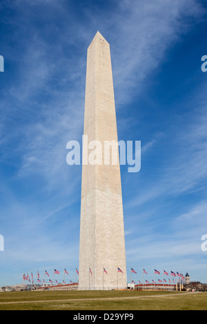 Monument à Washington DC National Mall dans Journée contre le ciel bleu Banque D'Images