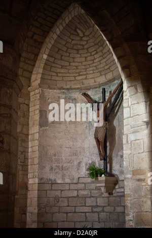 14 Siècle crucifix emotive "y" de croix, Christ, Puente la Reina, Iglesia del Crucifijo, modifier l'Église abside. Banque D'Images