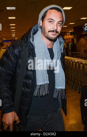 Salt Lake City, USA. 17 janvier 2013. Jack Huston, quitte l'aéroport international de Salt Lake City et à propos de Sundance Film Festival attire des célébrités à Salt Lake City, l'aéroport international de Salt Lake City, Salt Lake City, Utah le 17 janvier 2013. Photo par : Ray Tamarra/Everett Collection/ Alamy Live News Banque D'Images