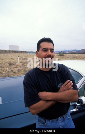 Nouveau Mexique, Socorro. Homme à déserté Drive-In Theatre. *L'utilisation restreinte Banque D'Images