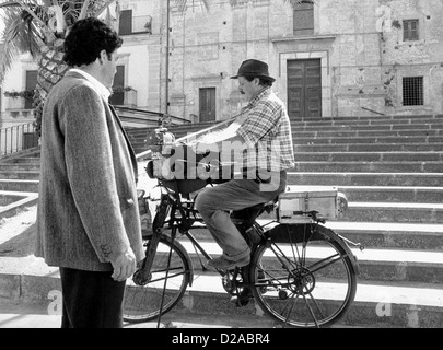 Sicilia ! Sicilia ! Gianni Buscarino, ? Nachdem Gianni Buscarino (Silvestro) einige Jahre in New York gelebt hat, besucht er Banque D'Images