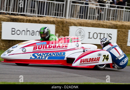 2012 LCR-BMW S1000RR d'un side-car avec Roger Corps et Karl Schofield au Goodwood Festival of Speed, Sussex, UK. Banque D'Images