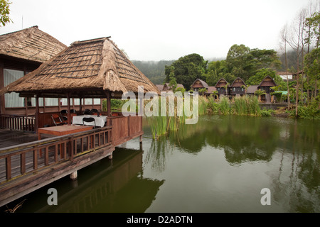 Nature resort sur le Lac Batur à Bali, Indonésie. Banque D'Images
