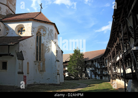 Prejmer (Tartlau : allemand ; en hongrois : Prázsmár) est une commune française, située dans le comté de Brasov, Roumanie. Prejmer est connu pour son église fortifiée Banque D'Images