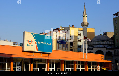 Sirkeci Gar (central railway) Gare la plus ancienne gare de l'arrêt d'Orient Express, Istanbul, Turquie Banque D'Images