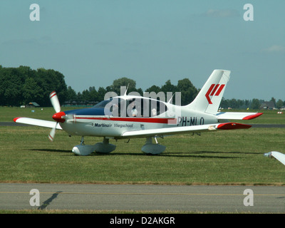 Socata TB-10 Martinair Vliegschool Tobago GT, Lelystad (LEY / EHLE), PH-MLO (cn 2087) Banque D'Images