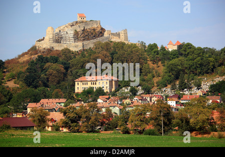 Brasov (représentants allemands ; en hongrois : Kohalom ; Amérique Ripa) est une ville dans le comté de Brasov en Transylvanie, Roumanie. Ici la ruine de la ca Banque D'Images