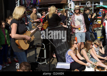 United Kingdom London Borough de Kensington et Chelsea Portobello road le duc de Wellington pub Banque D'Images