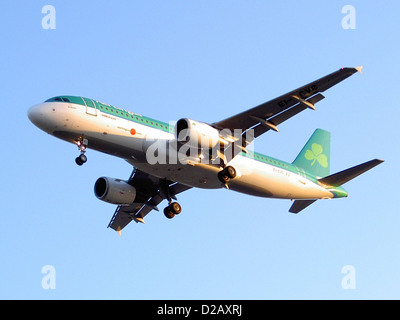 EI-CVC (Airbus A320-214) d'Aer Lingus Banque D'Images