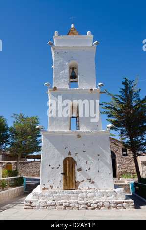 Le Clocher de Toconao, région d'Antofagasta, Désert d'Atacama, Chili Banque D'Images