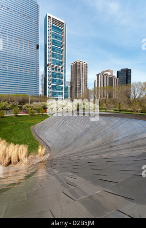 Centre-ville de Chicago, le sentier du Parc du Millénaire. Banque D'Images