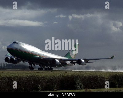 Eva Air Boeing B 747-400-16461 Banque D'Images