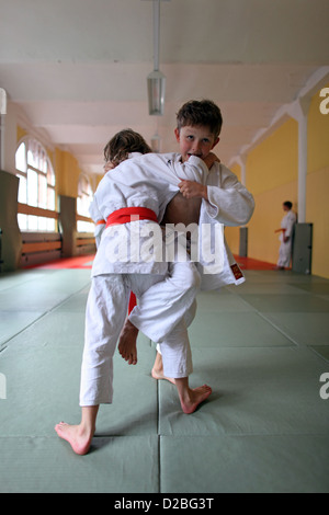 Berlin, Allemagne, enfants dans un cours de judo Banque D'Images