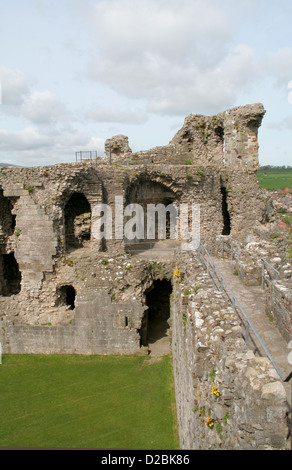 Denbigh Castle Gatehouse de remparts Denbigh Denbighshire Wales UK Banque D'Images