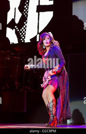 Marie Osmond en concert à l'O2 Arena au début de la tournée britannique avec son frère, Donny, n'est pas représenté ici. Banque D'Images