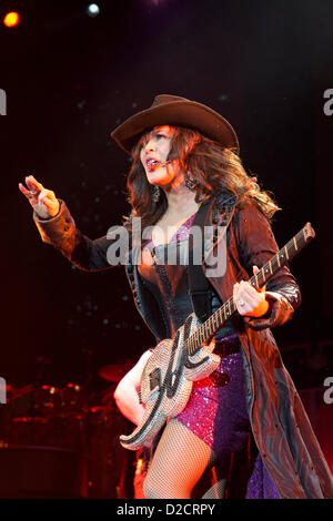 Marie Osmond en concert à l'O2 Arena au début de la tournée britannique avec son frère, Donny, n'est pas représenté ici. Banque D'Images