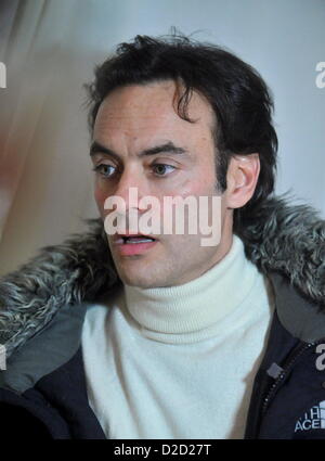 L'acteur français Anthony Delon, fils d'Alain Delon, prend la parole lors d'une conférence de presse avant de Brno Opera Ball 2013 à Brno, en République tchèque, le 19 janvier 2013. (CTK Photo/Igor Zehl) Banque D'Images