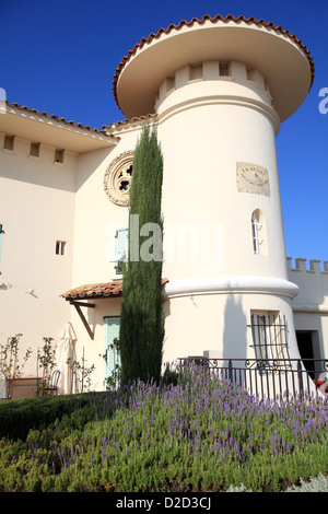 Le Chateau de Cremat dans les pentes de la ville de Nice est un domaine de vignes. Banque D'Images