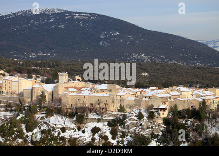 Provence pittoresque village de Mons Banque D'Images