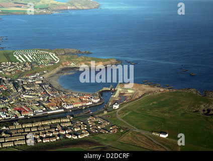 Vue aérienne de la côte de Northumberland à Eyemouth Banque D'Images