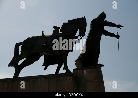 Une statue de Gediminas, grand-duc de Lituanie, fondateur de Vilnius datant de 14th ans, sur la place de la cathédrale, Vilnius, Lituanie, États baltes. Gediminas Banque D'Images