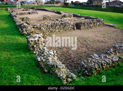 Une vue de l'objet de fouilles vestiges d'une ville romaine à Caister-on-Sea, Norfolk, Angleterre, Royaume-Uni. Banque D'Images