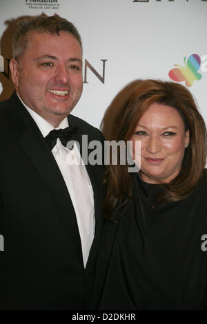 Richard Corrigan et Norah Casey au Lincoln premiere film Cinema Savoy à Dublin, Irlande. Dimanche 20 janvier 2013. Banque D'Images