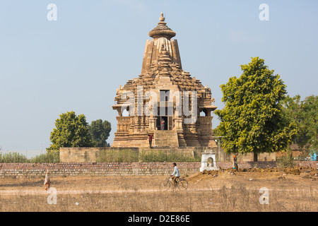 Vamana Temple Hindou, Khajuraho, Inde Banque D'Images