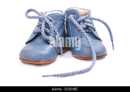 Chaussures bébé isolé sur fond blanc Banque D'Images