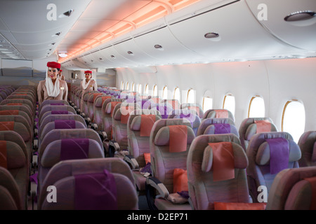 Airbus A380 Emirates Airways classe standard sièges économie Banque D'Images
