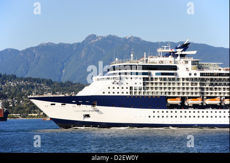 Celebrity Millennium de quitter Vancouver. Banque D'Images