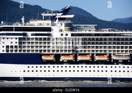 Celebrity Millennium de quitter Vancouver. Banque D'Images