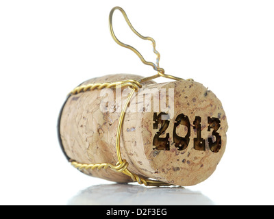 Bouchon de Champagne avec des chiffres de l'année 2013 imprimé sur fond blanc Banque D'Images