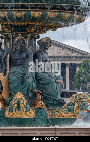 La fontaine des mers (fontaine des mers), par Jacques Ignace Hittorff, Place de la Concorde, Paris, France Banque D'Images