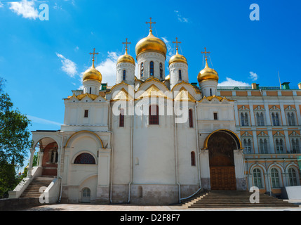 Cathédrale de l'annonciation au Kremlin de Moscou, Russie sur une journée ensoleillée. Banque D'Images