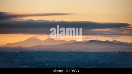 Les montagnes de Mourne vue de Cave Hill County Antrim Irlande du Nord Belfast Banque D'Images