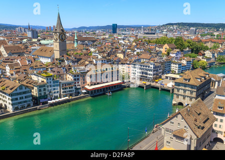 La ville de Zurich (vue aérienne de position élevée) Banque D'Images