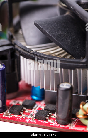 CPU cooler close up sur la carte mère de l'ordinateur Banque D'Images