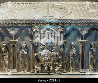 L'Espagne. La Galice. Santiago de Compostela. Cathédrale. Le coffret d'argent tenant la relique de Saint James. Le Christ pantocrator. Banque D'Images