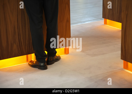 Poznan, Pologne, un représentant de l'entreprise à la foire de Poznan Banque D'Images