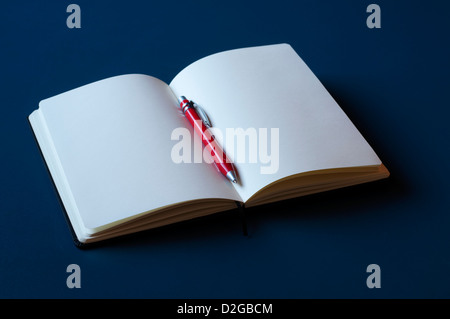 Cahier ouvert Banque D'Images