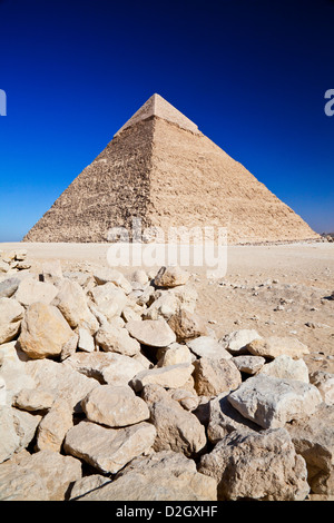 Pyramide de Khéphren,Khafré,ou,Chefren est le deuxième plus grand complexe de la nécropole ou sur le plateau de Gizeh, près du Caire, Egypte Banque D'Images