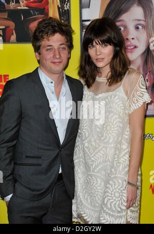 Los Angeles, Californie, USA. 23 janvier 2013. Jeremy Allen White assistant à la première de Los Angeles Film 43 tenue au Grauman's Chinese Theatre à Hollywood, Californie le 23 janvier 2013. 2013 Credit : ZUMA Press, Inc. / Alamy Live News Banque D'Images